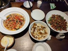 -八碗湘长沙市井菜(坡子街店)