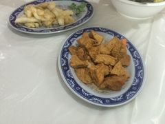 滷豆腐-双溪园火烤钓虾复合餐饮