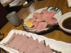 薄切牛舌-炼火烤肉店