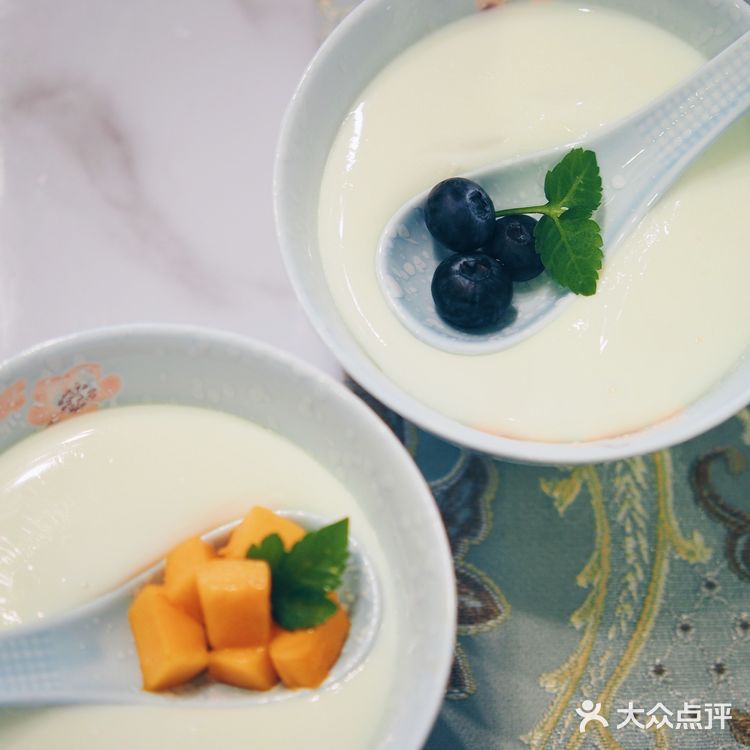 『为了消耗盒装奶，终于对双皮奶下了手！』