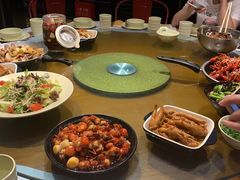 -一棠龙虾•王牌虾球(光谷天地店)