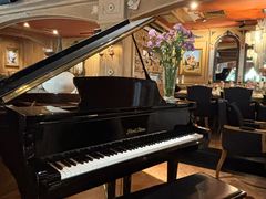 -火车头法国西餐厅