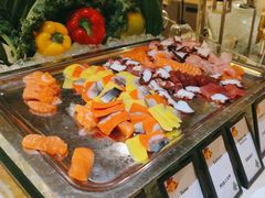 -东西风牛排馆周末烧烤自助(首都机场希尔顿店)