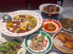 -禄鼎记·排队俩小时都要吃的酸菜鱼(石牌桥店)