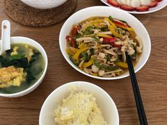 -爱的果实月嫂育婴师(世纪东方店)