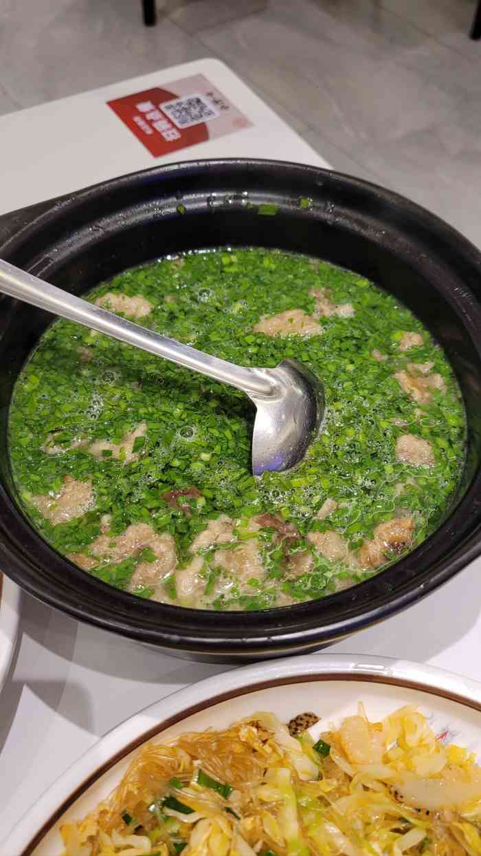 食里百香湖鲜馆(华庄商业广场店)-"每次去必点石锅爆米和香芋肉,其它