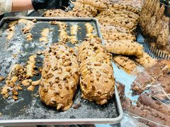 -HOT CRUSH趁热集合·现烤面包(环球港店)