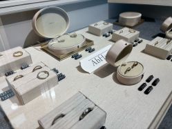 -HeyJewel全球独立设计师原创首饰集合店