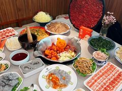 -渝大龙重庆火锅(温泉月亮湾店)
