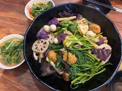 -万记麻辣烫国展总店