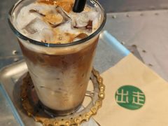 -出走咖啡·面包(宋庄店)