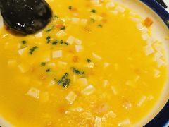 咸蛋黄虾仁豆腐-石头咕(葵蓬店)