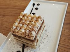 -必胜客(新中纬店)