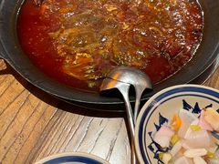 -旧街市鲜货老火锅(大光路店)