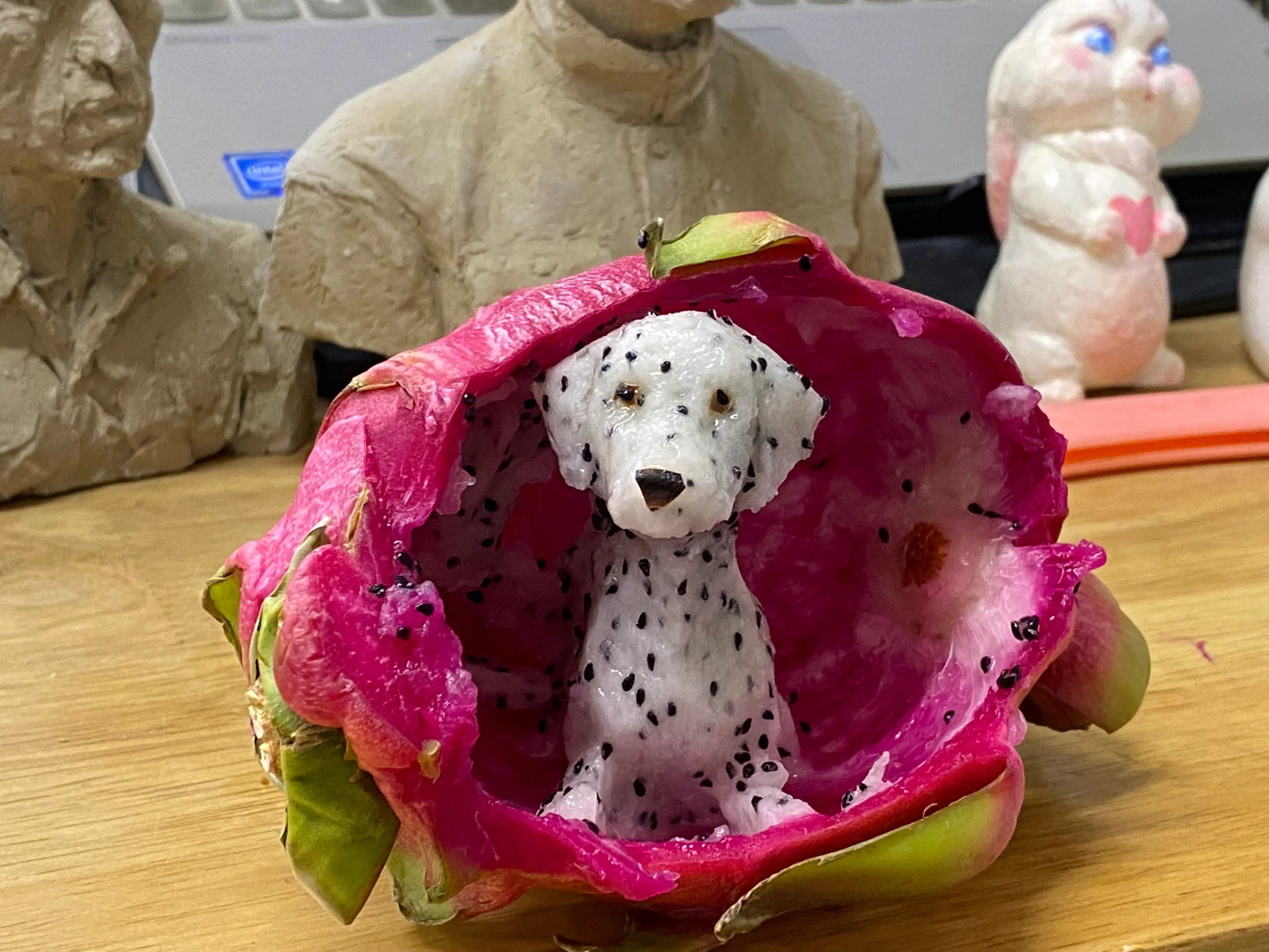 火龙果里吃出一只小狗