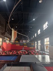 -零重力潮玩运动工厂·蹦床·亲子乐园·(冰山慧谷店)