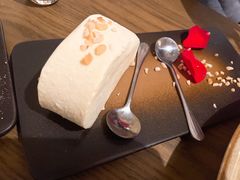 恋爱中的古丽-那时新疆·若羌(经纬汇店)