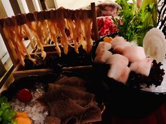 -湊湊火锅·茶憩(打浦桥日月光店)