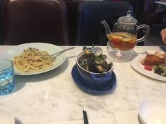 -港丽餐厅(高德置地店)