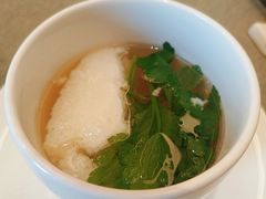 锦绣菊花豆腐汤-湖影中餐厅·南京金茂威斯汀大酒店