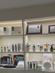 -JNK皮肤管理中心