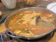 -亮欢寨酸汤鱼(沙冲路店)