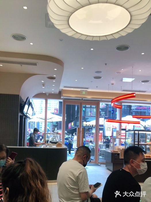 奈雪的茶(时代天街店)大堂图片