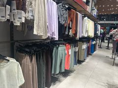 -lululemon(比斯特购物村店)