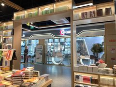 -新华书店(泉城路店)