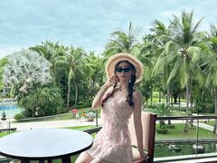 -三亚湾海居铂尔曼度假酒店