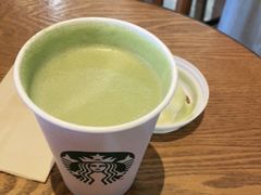 燕麦抹茶拿铁饮品-星巴克(天津东江道香年广场店)
