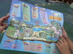 -七彩云南欢乐世界