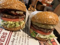 -The Habit Burger Grill 哈比特汉堡(复兴soho店)