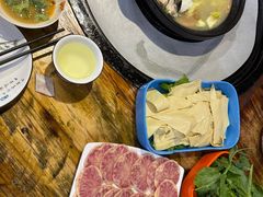 -哈吱喂丽江火塘·牦牛火锅(五一街店)