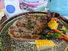 -水桶王国主题餐厅·聚会·生日派对·亲子活动·家庭套餐(亚龙湾希尔顿店)