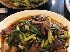 -周老三跷脚牛肉·全牛火锅(非遗传承店)