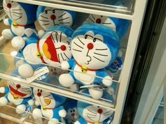 -名创优品(北京新中关购物中心地铁层店)