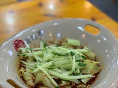 -饭饱香土碗菜(新科店)