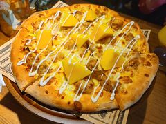 -Dragon Pizza•圆脸龙披萨·牛排餐厅