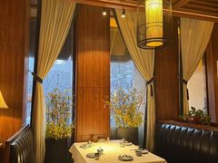 -八府香鸭·啫啫煲(华山路店)