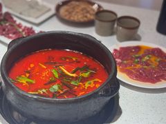 -贵府酸汤牛肉火锅·贵州老字号(飞山街店)