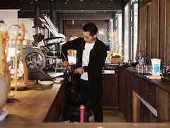 -Metal hands·铁手咖啡