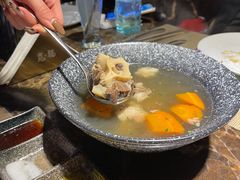 牛尾汤-觅福里•熟成和牛餐厅