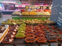 -聚宝隆购物中心(新昌街店)