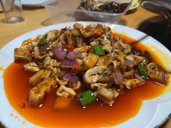 -大众跷脚牛肉馆·非遗传承单位(峨眉山店)