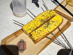 -蚝堡·生蚝海鲜烧烤物种起源•海肠捞饭(刘公岛店)