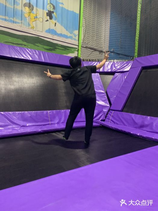 蹦贝JumpingJack运动中心·炫飞蹦床(龙华店)图片