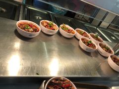 -同济大学本部学苑饮食广场