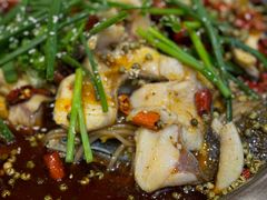 -乡土特色.冷锅鱼.牦牛肉汤锅