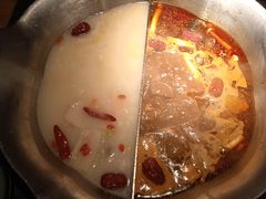 鸳鸯锅-湊湊火锅·茶憩(新中关购物中心店)